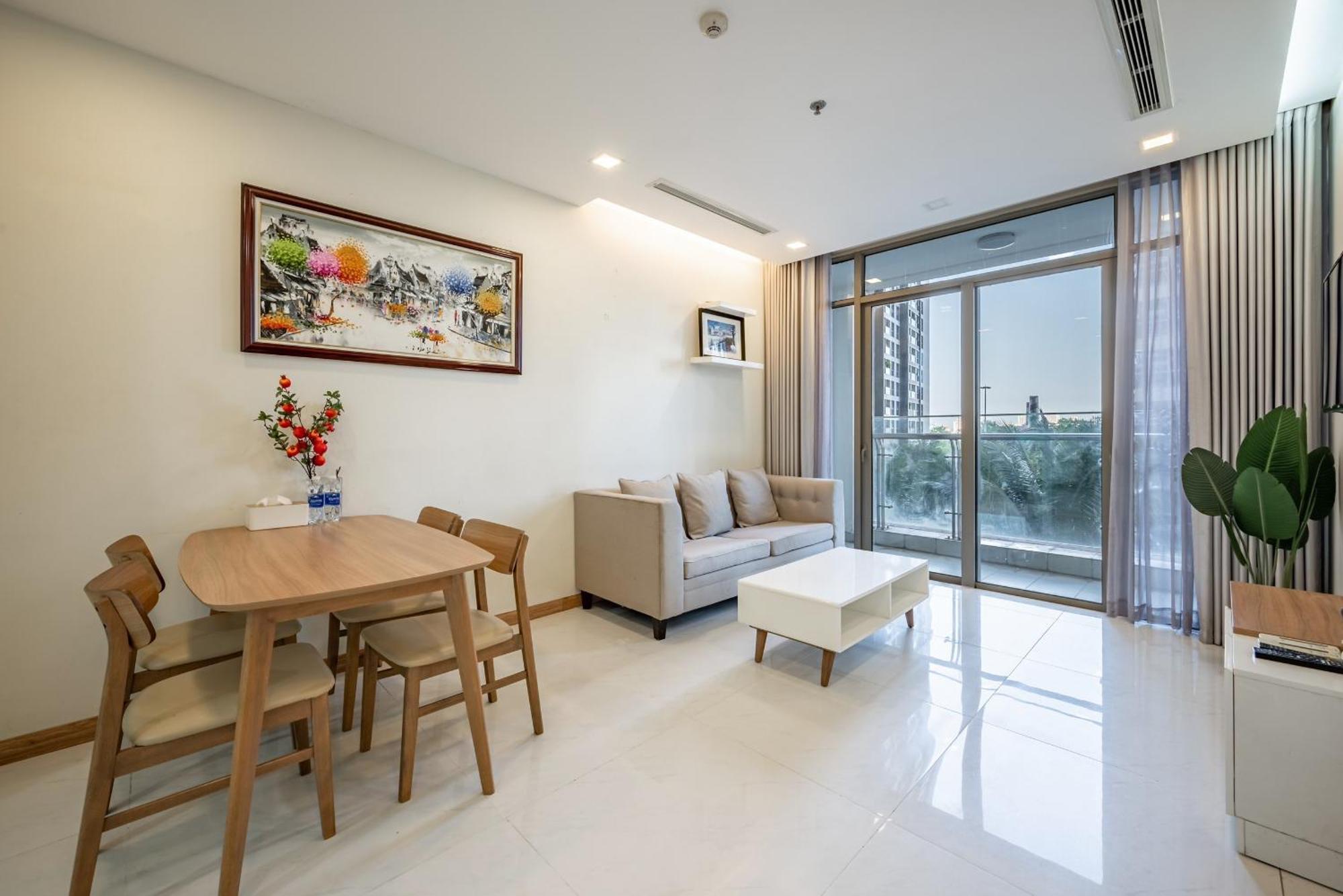 Luxury Apartment At Vinhomes Central Park Thành Pho Ho Chí Minh Esterno foto
