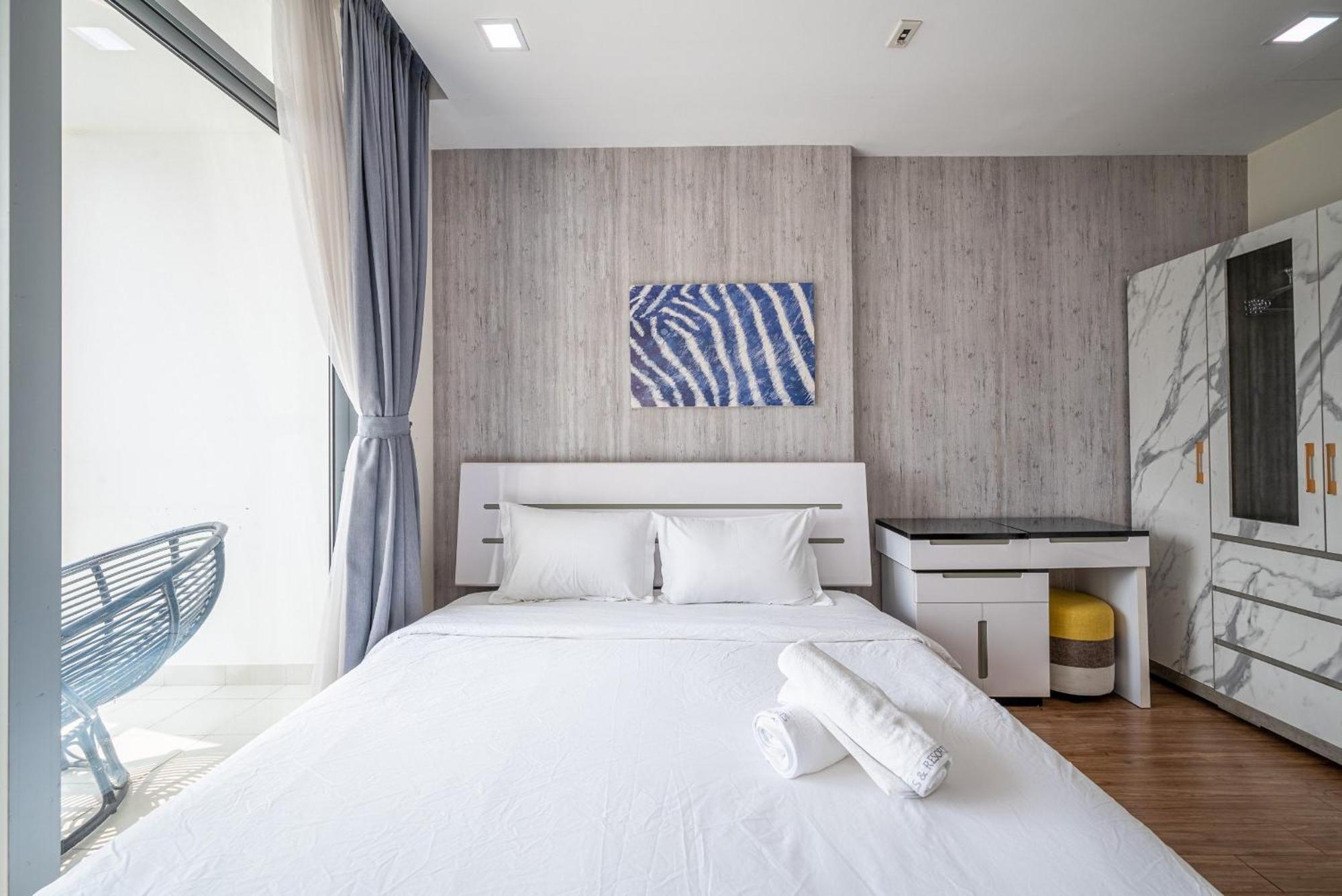 Luxury Apartment At Vinhomes Central Park Thành Pho Ho Chí Minh Esterno foto