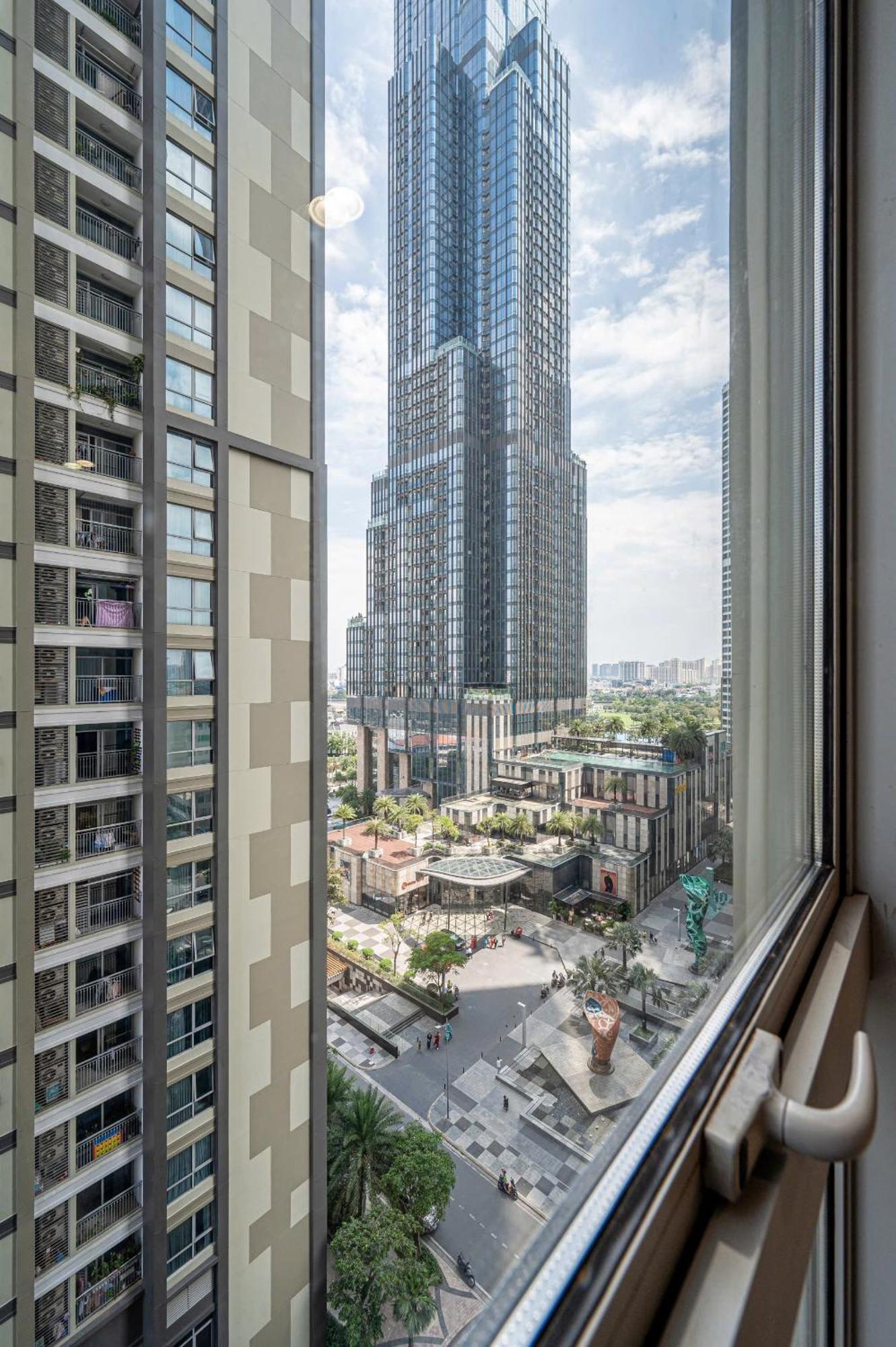 Luxury Apartment At Vinhomes Central Park Thành Pho Ho Chí Minh Esterno foto