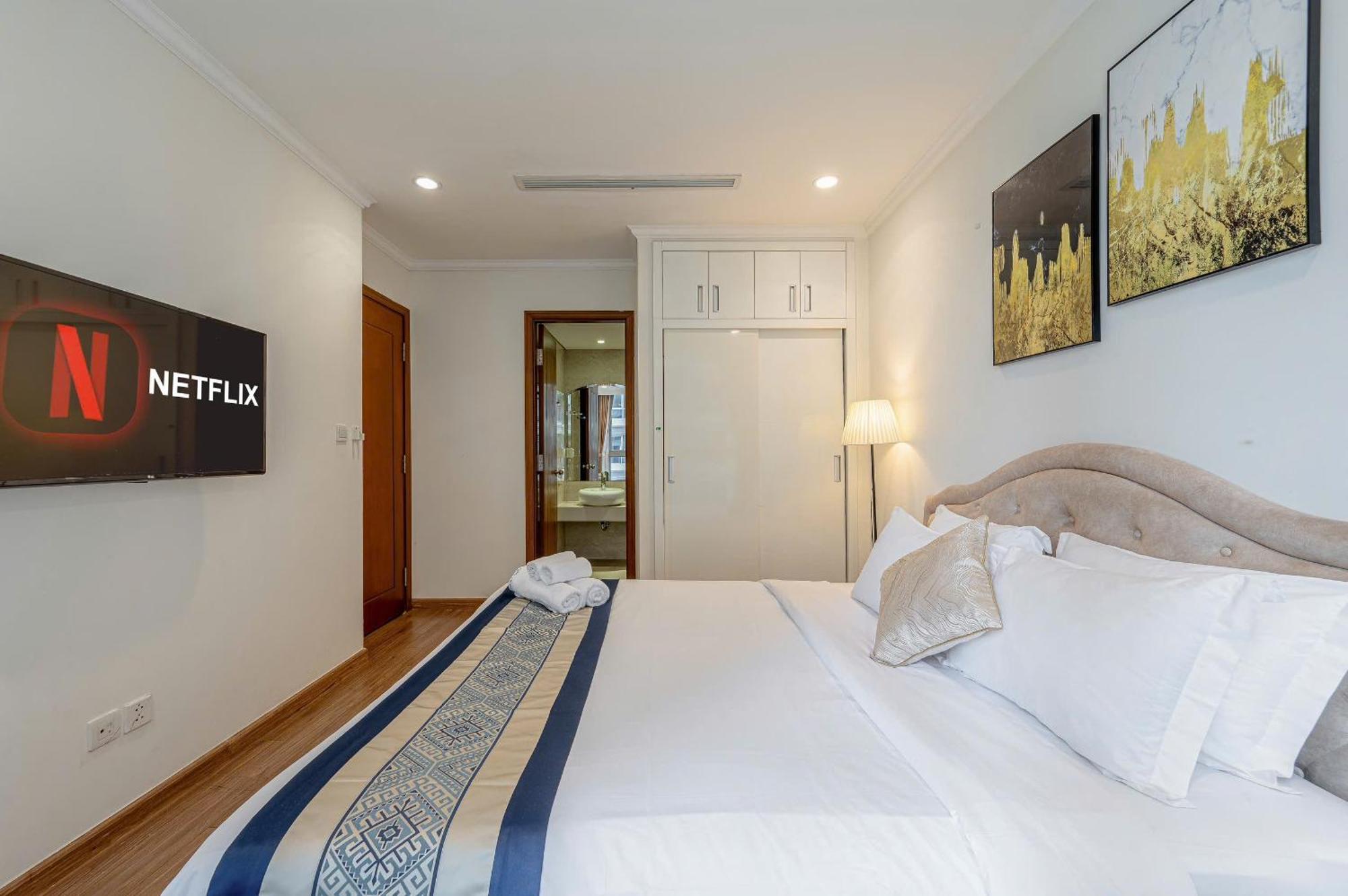 Luxury Apartment At Vinhomes Central Park Thành Pho Ho Chí Minh Esterno foto